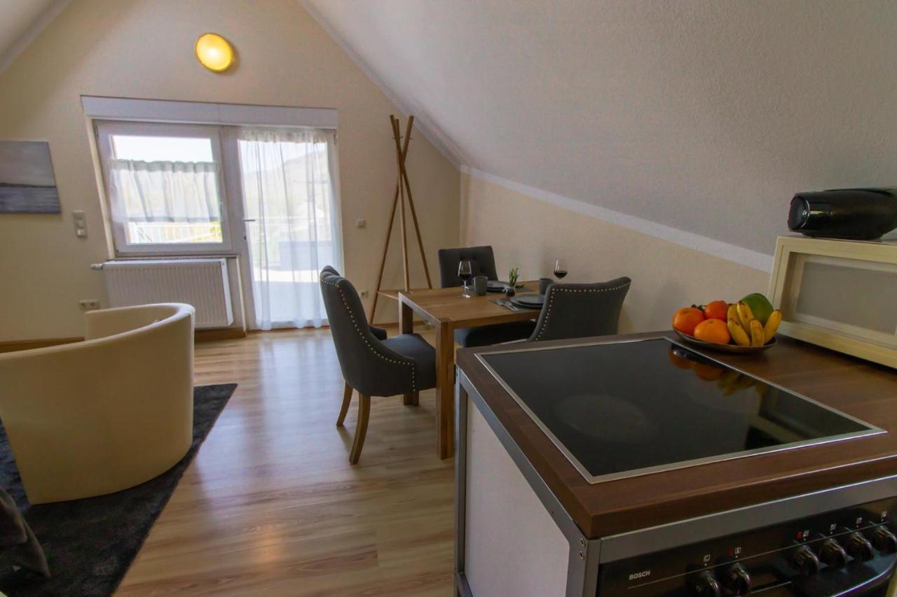 Kimi's House - *
