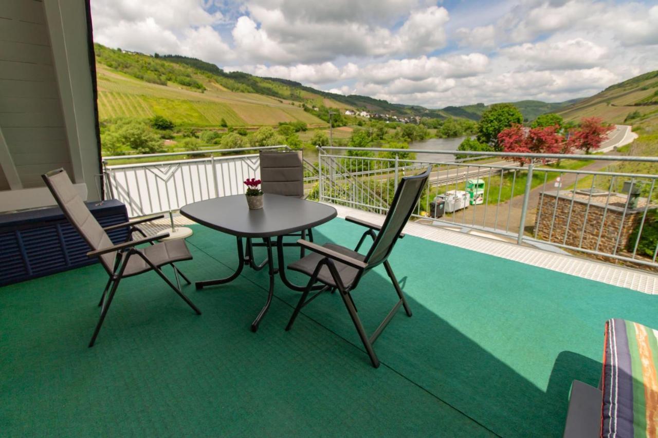 Kimi's House - * Burg (Bernkastel-Wittlich)